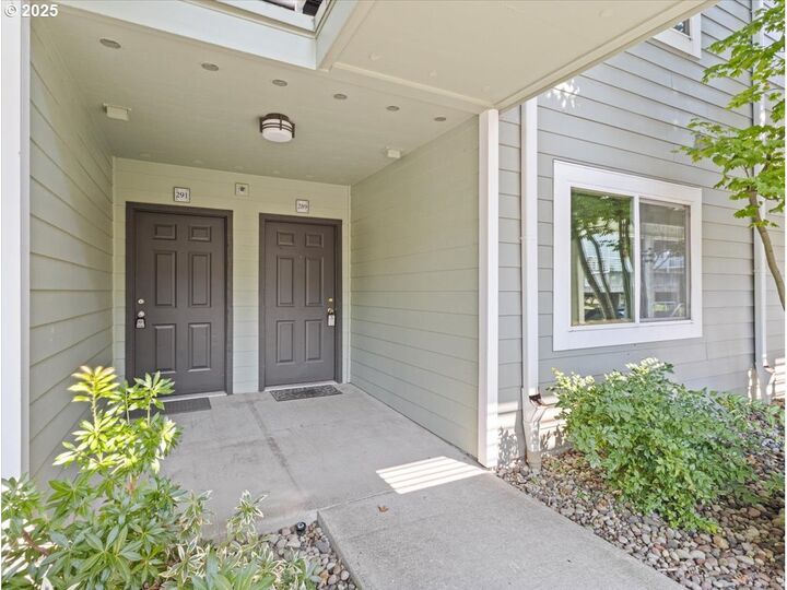 Property Photo:  289 N Hayden Bay Dr  OR 97217 