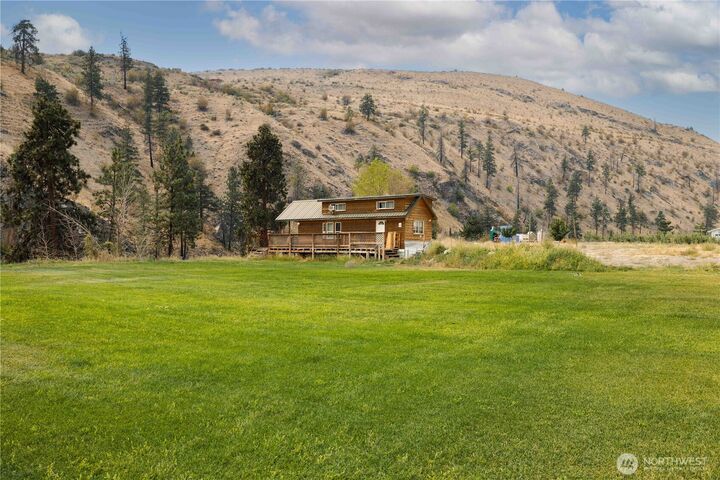 Property Photo:  385  Highway 153  WA 98846 