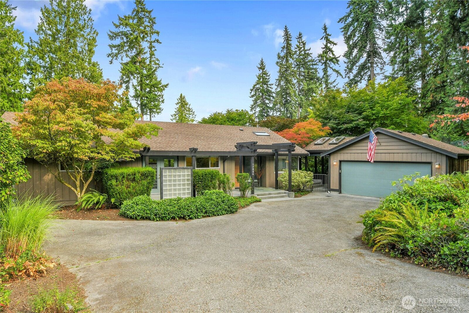 Property Photo: 17004 37th Avenue NE WA 98155