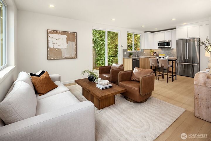 Property Photo:  8526  Latona Avenue NE  WA 98115 