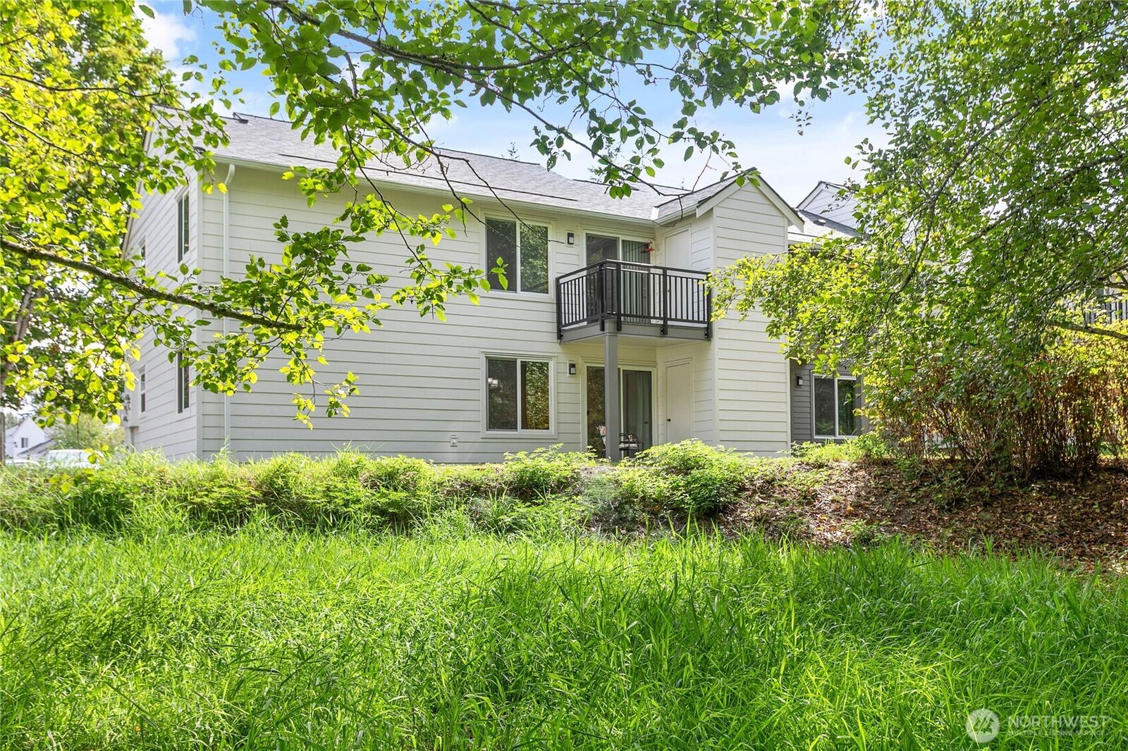 Property Photo: 4247 Wintergreen Lane 106 WA 98226