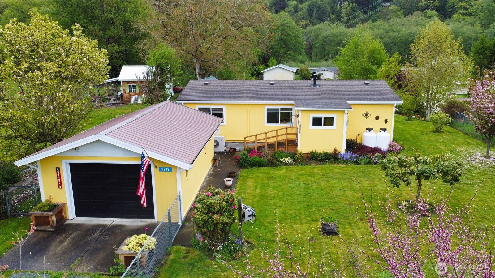 Property Photo: 8219 Reece Avenue WA 98263