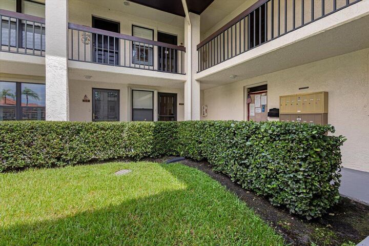 Property Photo: 511 SW South River Drive 103 FL 34997