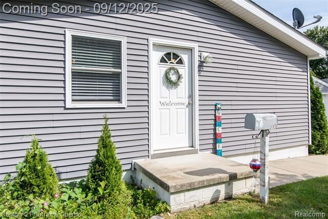 Property Photo:  716 Ternes Road  MI 49286 