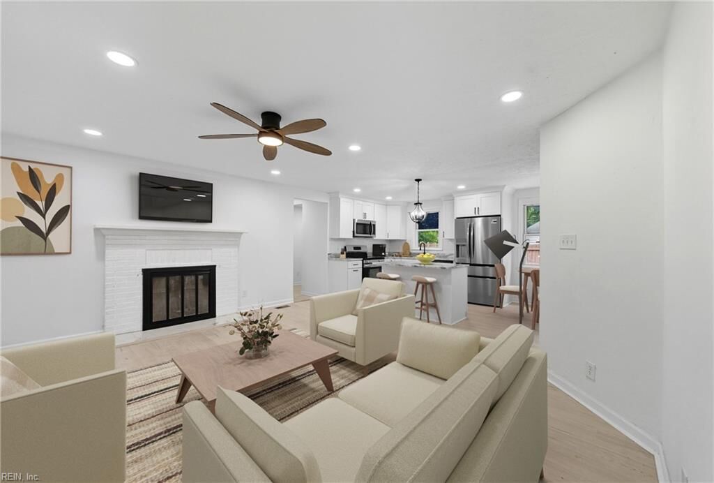 Property Photo: 5938 Marshall Ave VA 23605