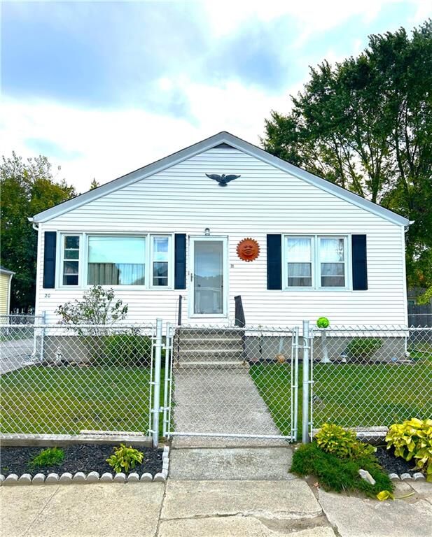 Property Photo:  20 Dickinson Avenue  RI 02904 