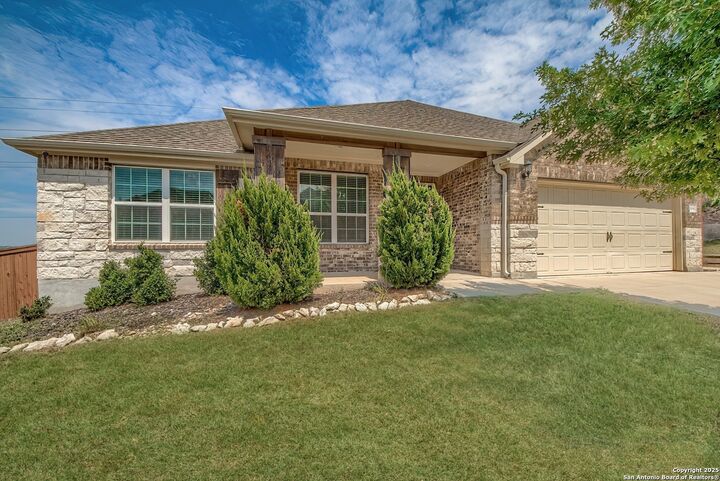 Property Photo: 3041 Bright Skies TX 78261