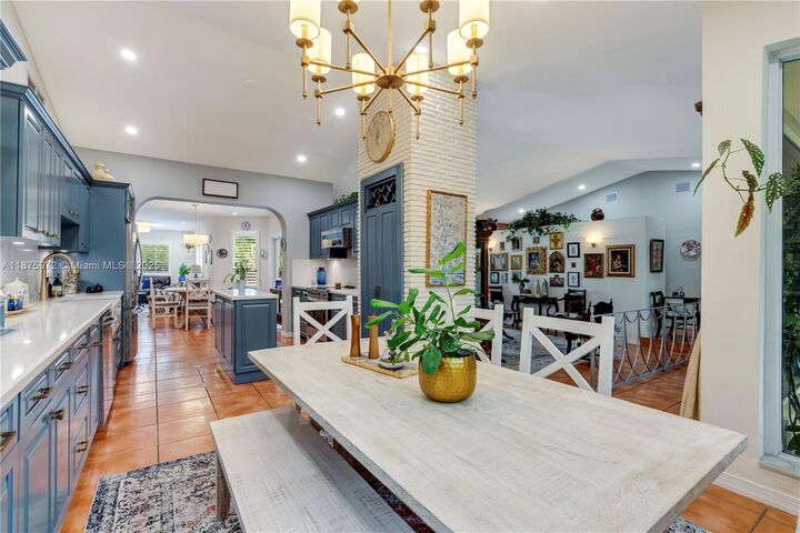 Property Photo:  8465 SW 96th St  FL 33156 