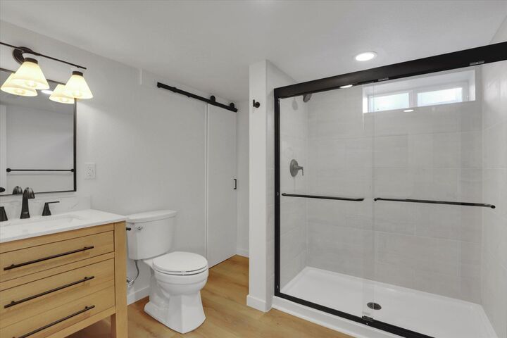 Property Photo:  2411 W Rowan Ave  WA 99205 