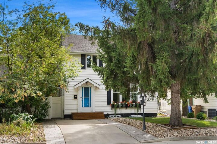 Property Photo:  2655 19th Avenue  SK S4T 1X2 