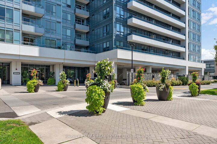Property Photo: 7890 Bathurst Street 2608 ON L4J 0J9
