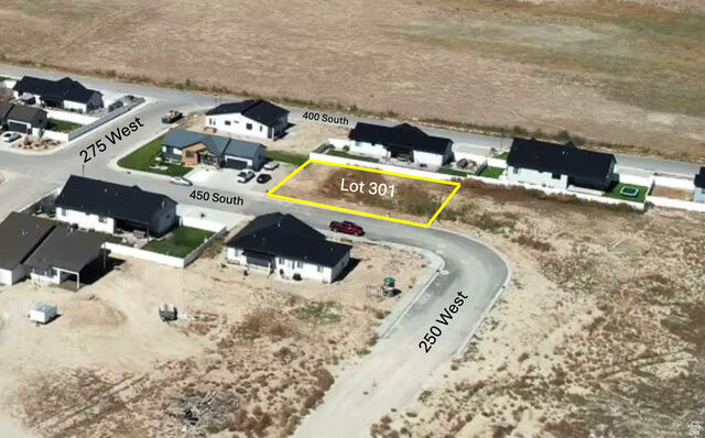 Property Photo:  260 W 450 S 301  UT 84627 