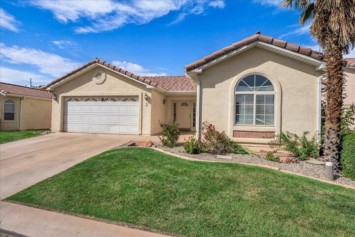 Property Photo:  470 E 1100 S #3  UT 84790 