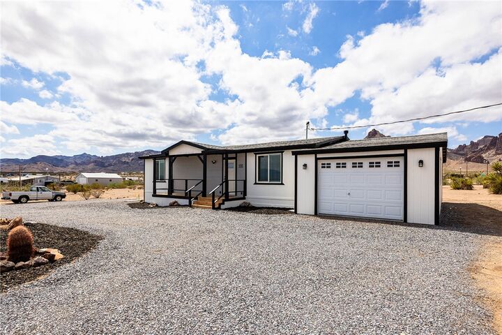 Property Photo: 2789 S Naco Road AZ 86413