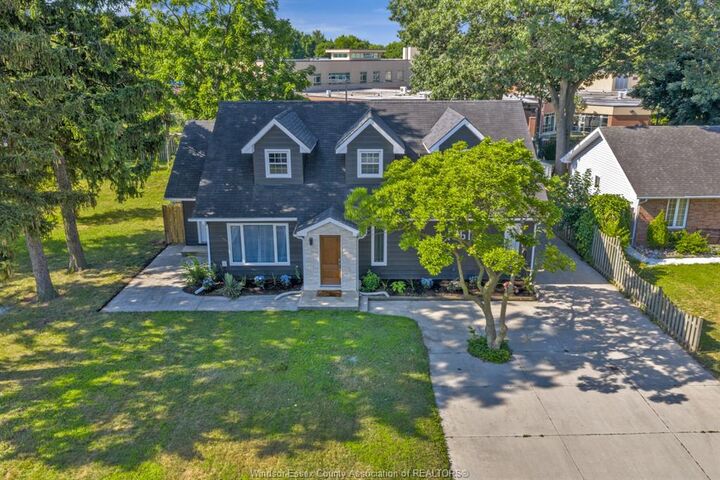 Property Photo:  1361 Chappell Avenue  ON N9C 3E1 