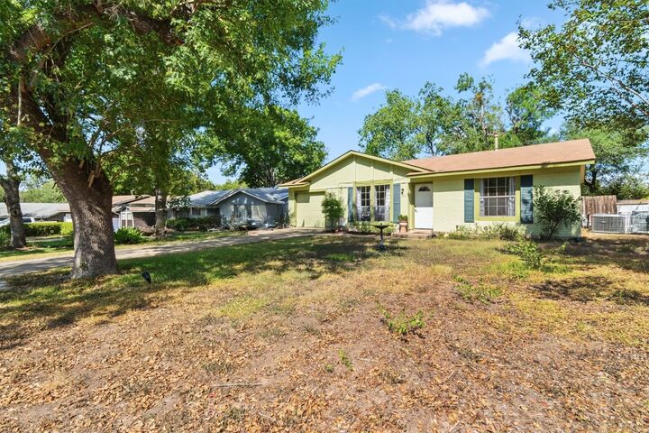 Property Photo:  722 Wales Way  TX 78748 