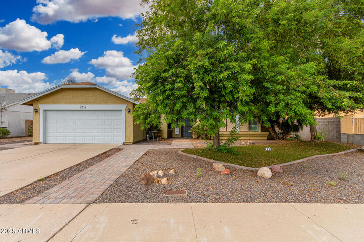 6314 W Port Au Prince Lane  Glendale AZ 85306 photo