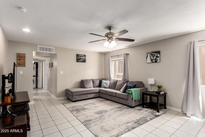 Property Photo: 6450 E Colby Street AZ 85205