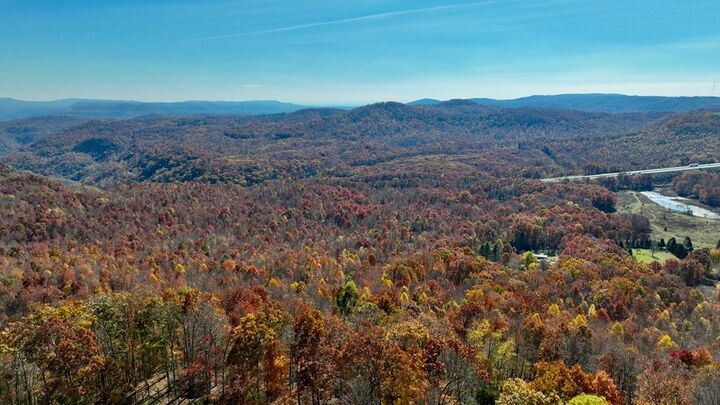 Property Photo:  129 Woodchuck Run  WV 25918 