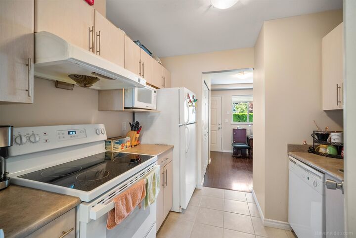 Property Photo: 7800 Heather Street 4 BC V6Y 2P9