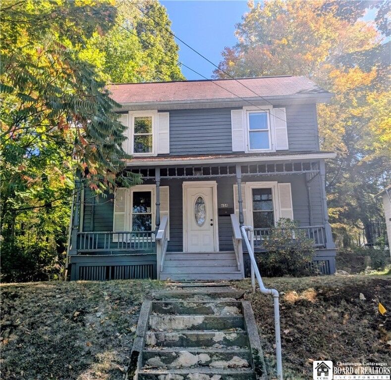 Property Photo:  654 Barrows Street  NY 14701 