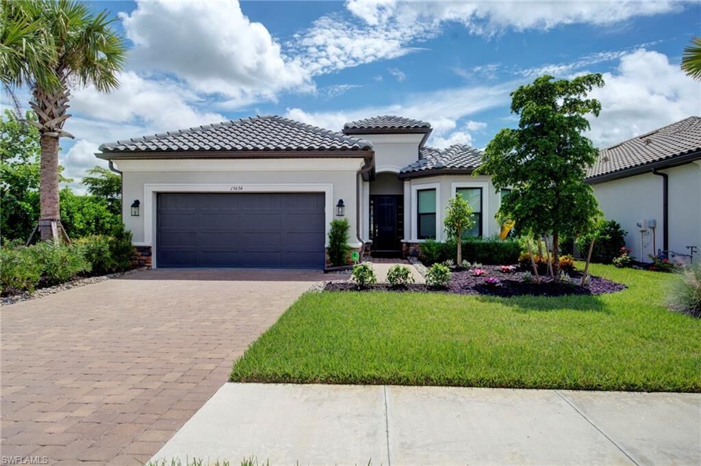 Property Photo:  15634 Triesta Ln  FL 34114 