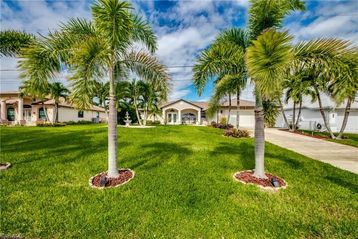 Property Photo: 4222 SW 25th Ct FL 33914