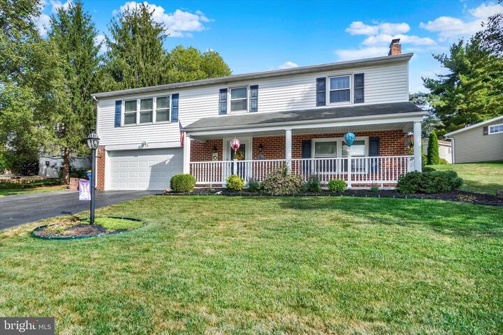 Property Photo:  119 Lexington Road  PA 17402 