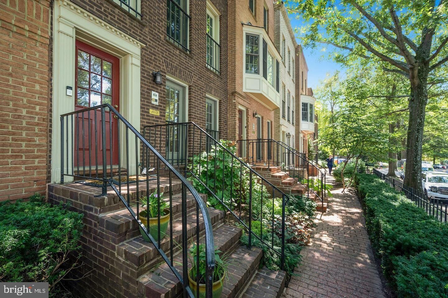 Property Photo:  4613 Macarthur Boulevard NW A  DC 20007 