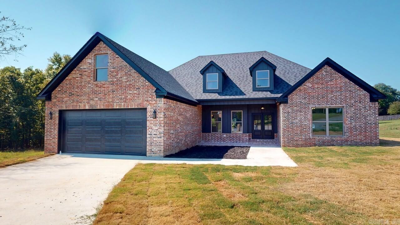 Property Photo:  6 Persimmon Ridge Circle  AR 72058