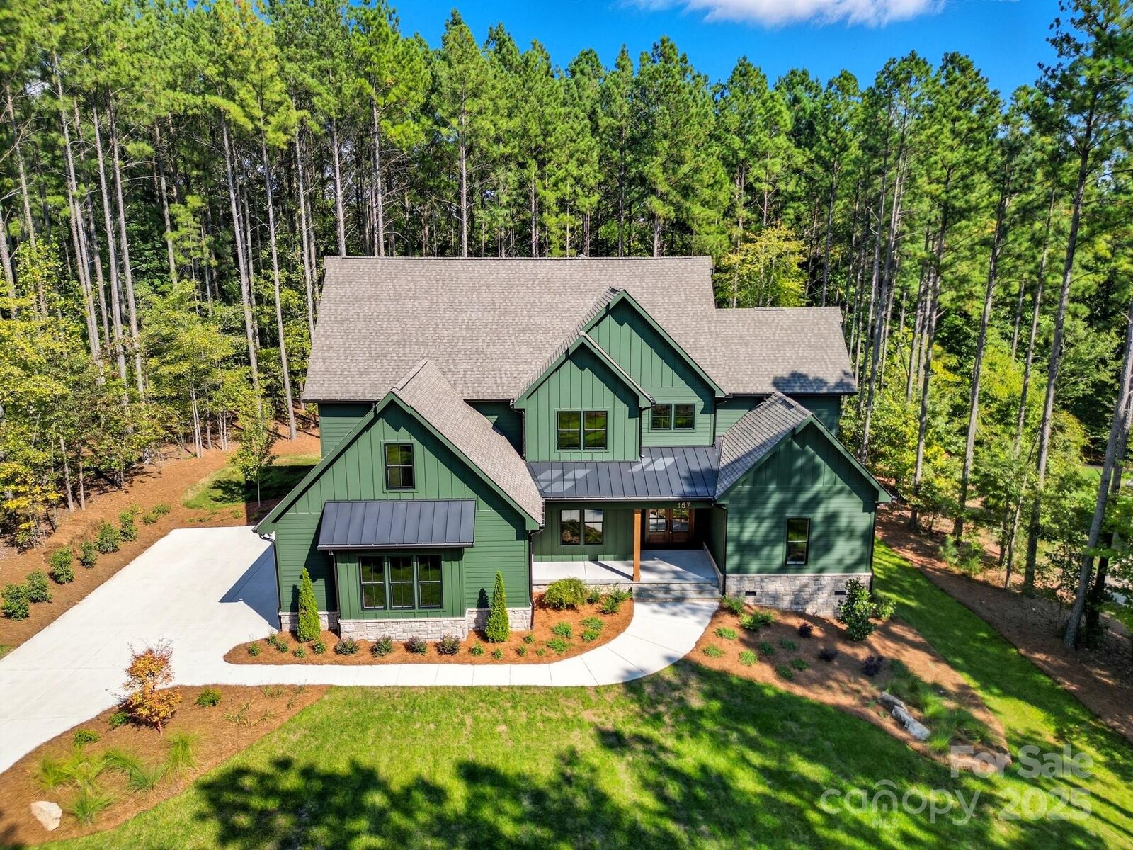 Property Photo:  157 Silver Falls Drive  NC 28166 