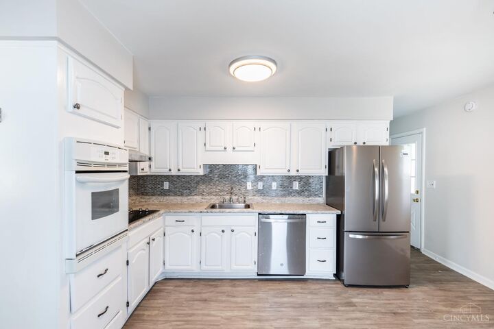 Property Photo:  7050 Olentangy Lane  OH 45244 