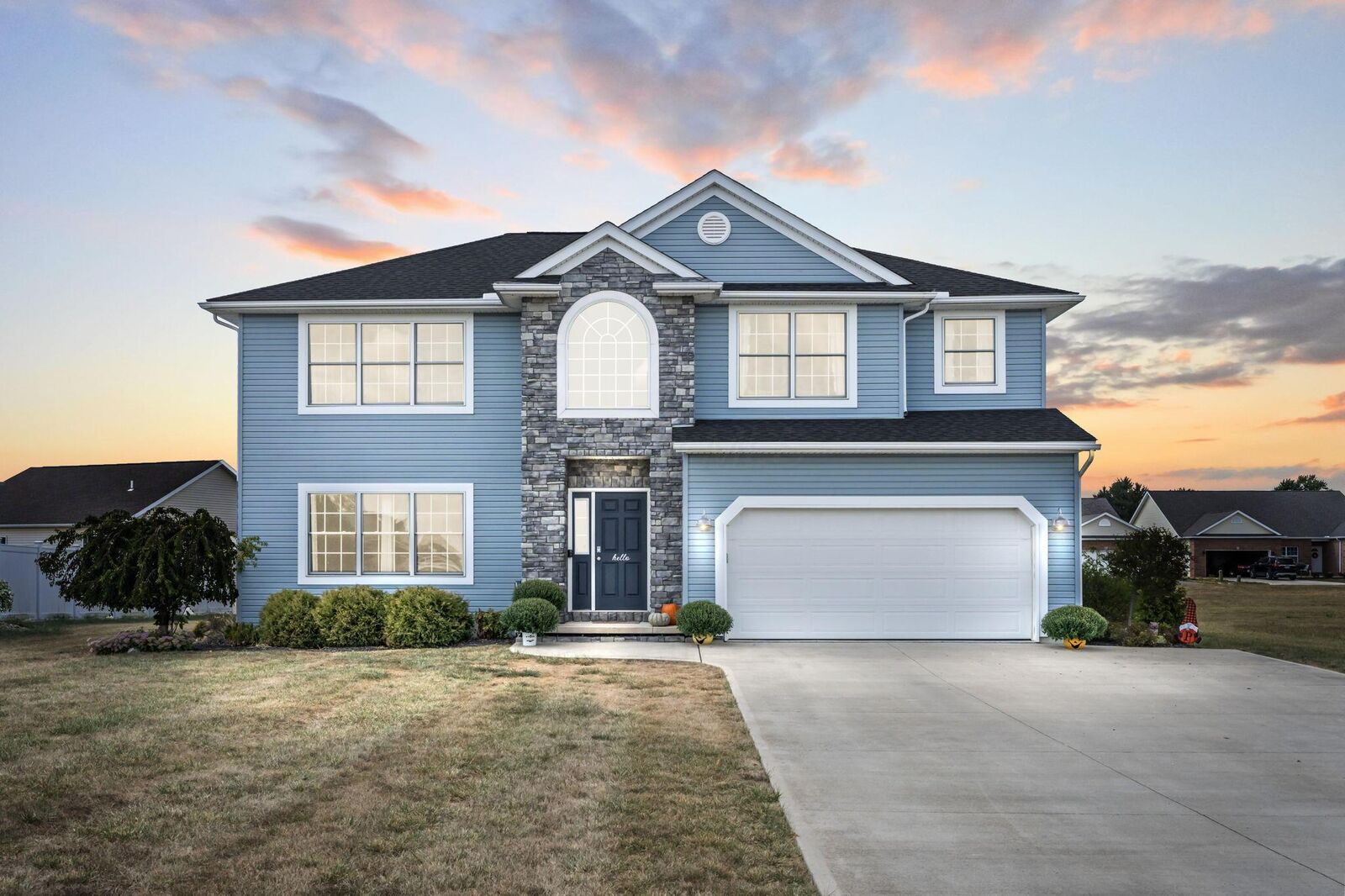 Property Photo:  627 Augusta Drive  OH 43302 