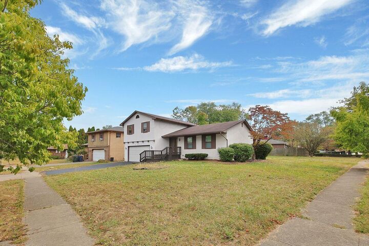 Property Photo:  2623 Blendon Woods Boulevard  OH 43231 