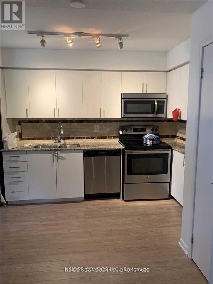 Property Photo:  830 Lawrence Avenue West 912  ON M6A 0B6 