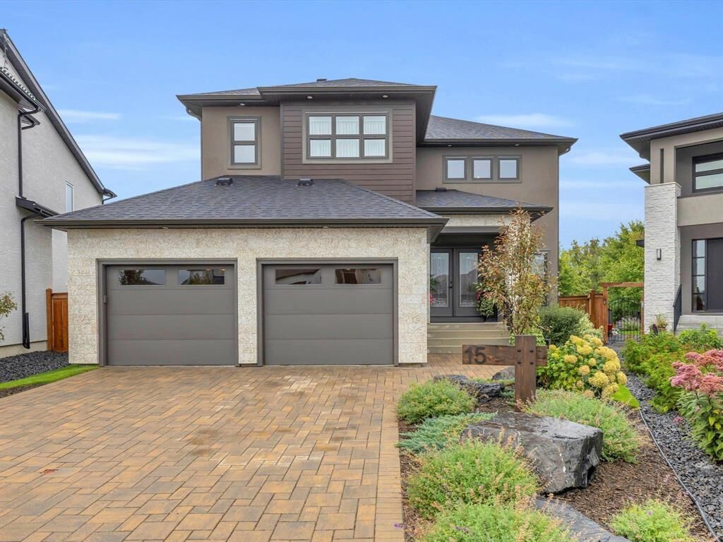 Property Photo:  15 Crocker Place  MB R3R 3Y5 