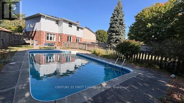 Property Photo: 276 Blue Forest Place ON N6G 4H7