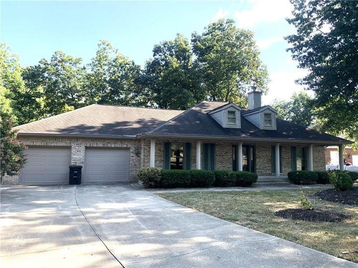49 Beyers Lake Estate  Pana IL 62557 photo
