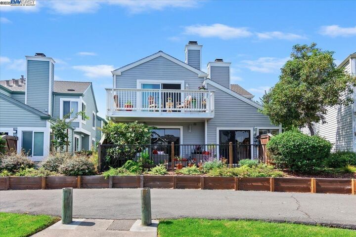 Property Photo: 137 Parfait Ln CA 94502