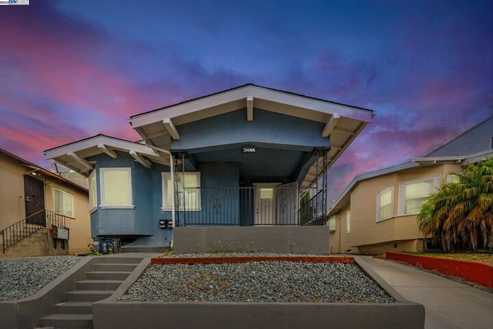 Property Photo: 5444 Bancroft CA 94601