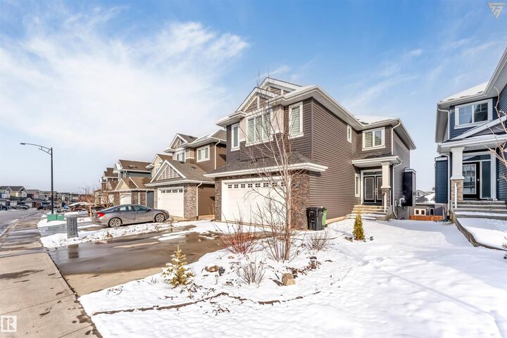 Property Photo:  3662 Hummingbird Way NW  AB T5S 0L1 
