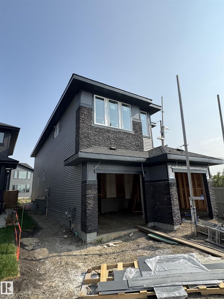 Property Photo:  17107 3 Street NW  AB T5Y 4G8 