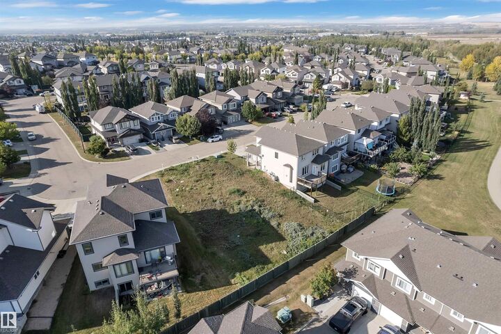 Property Photo:  40 Voleta Court  AB T7X 0J8 