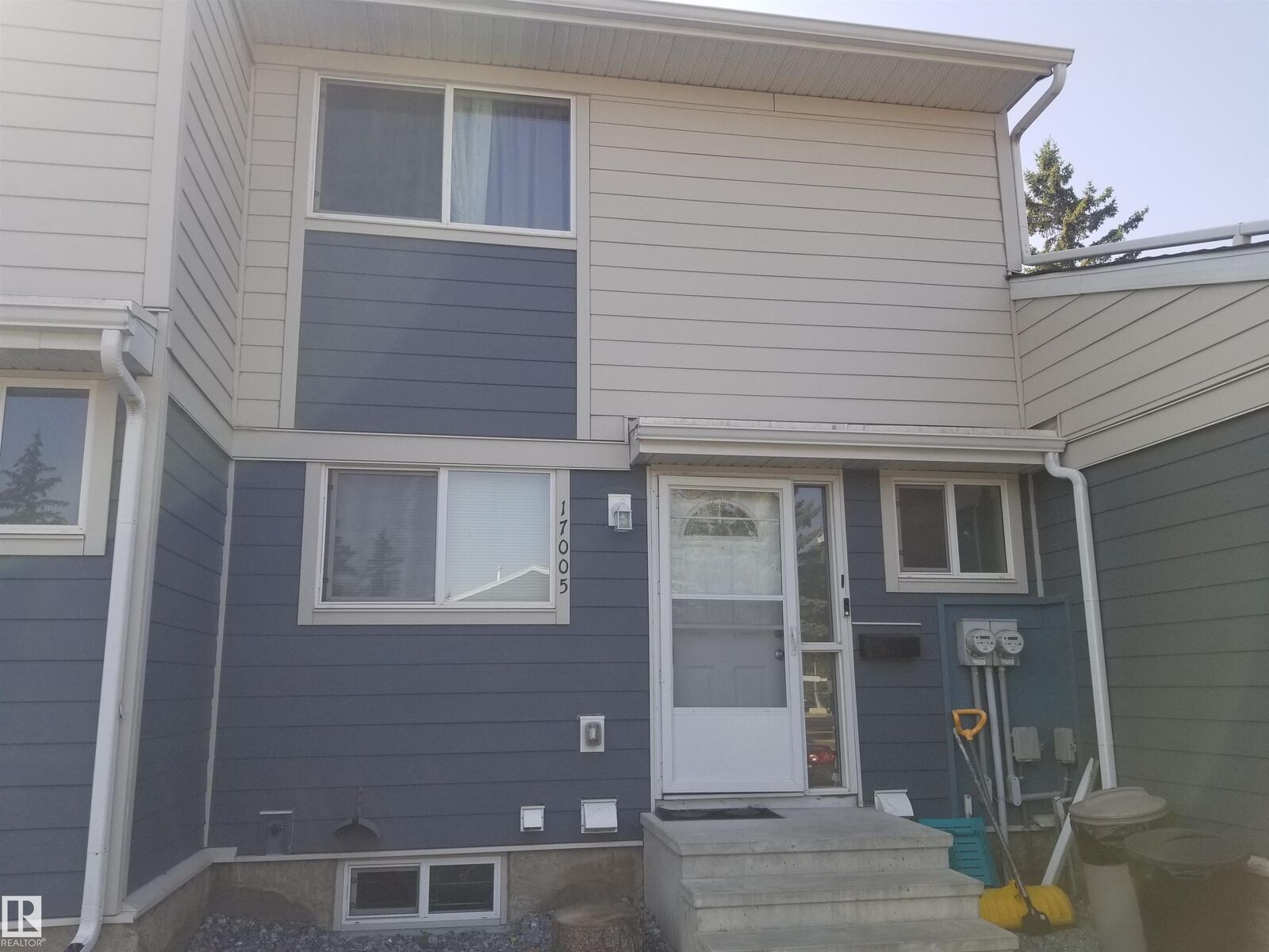 Property Photo:  17005 100 Street NW  AB T5X 4R8 
