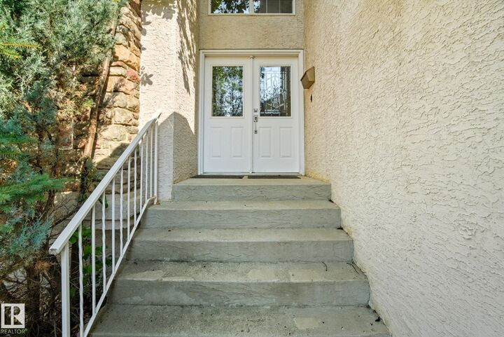 Property Photo:  207 Falconer Link Link NW  AB T6R 2V7 