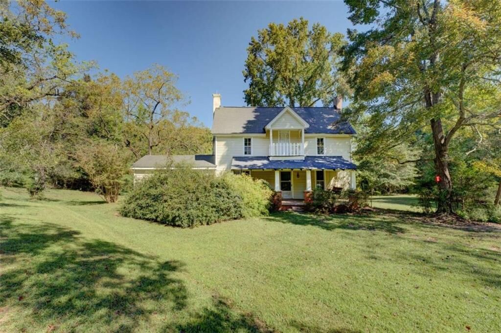 Property Photo:  4018 Double Springs Road  GA 30656 