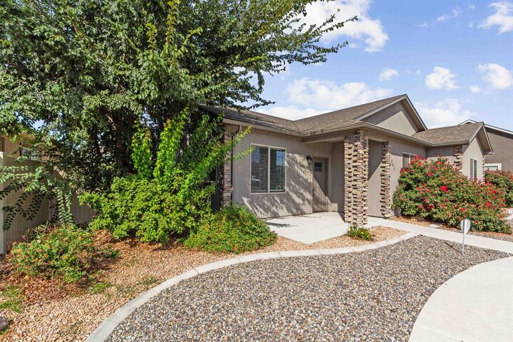 Property Photo:  567 Red Cedar Way  CO 81504 
