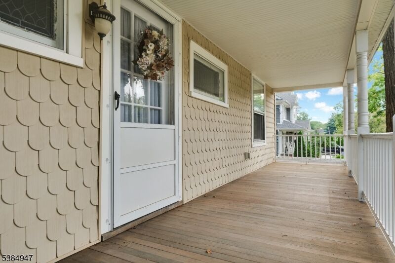 Property Photo:  603 Carleton Road  NJ 07090 