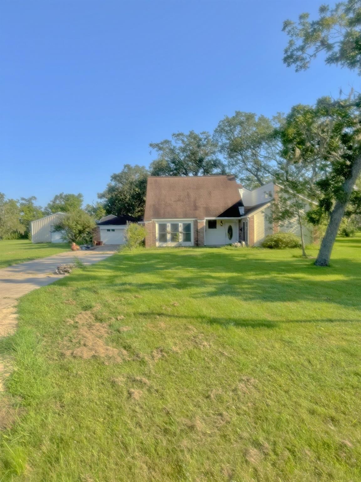 Property Photo:  2326 County Road 342 Road  TX 77422 