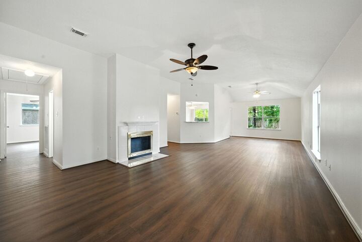 Property Photo:  5407 Riga Court  TX 77365 